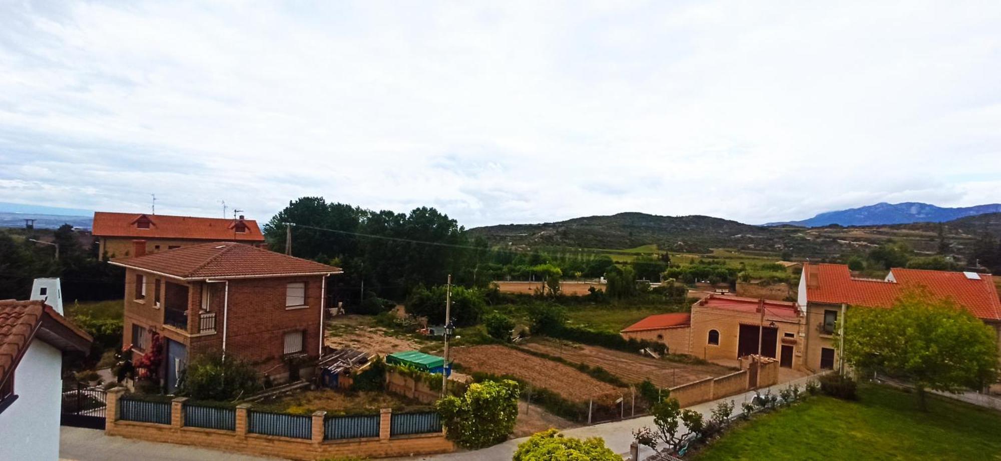 El Guardavinas, Entre Montes Y Vinedos Apartment